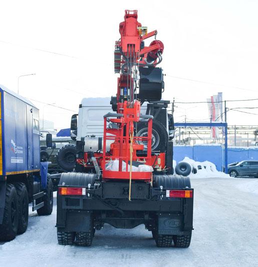 Тягач SHACMAN x3000 с КМУ Kanglim KS 2056